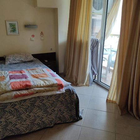 Nikeapark Apart Golden Sands Ngoại thất bức ảnh